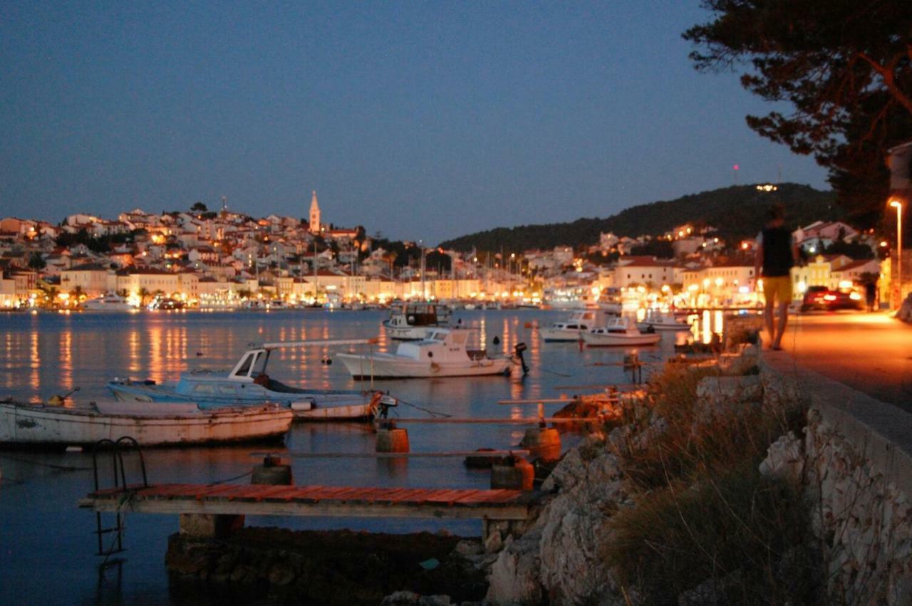 Season4All Apartments Mali Losinj Bagian luar foto