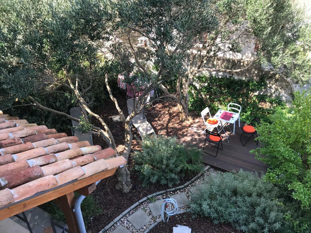 Season4All Apartments Mali Losinj Bagian luar foto